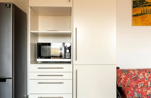 Arona Apartamento | Apartamento 'Terrazza' con vistas al lago, terraza privada y Wi-Fi