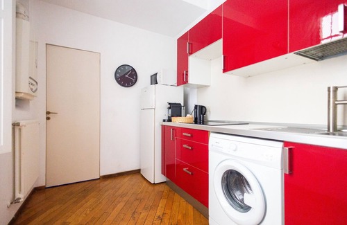 Parma City Centre Apartamento | Apartment that sleeps 4 a stone's throw from Parma Cathedral