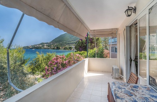 Nikiana Apartamento | Apartamento 'Theodoros 1' con vistas al mar, Wi-Fi y aire acondicionado
