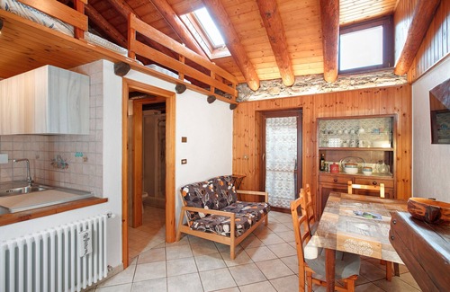 Paquier Casa | Apartamento 'Tillier Valtournenche' con Vista a la Montaña, Balcón y Wi-Fi