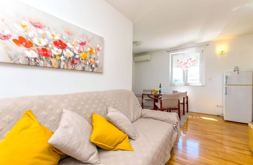 Mejasi Apartamento | Apartment Tino (118251-A1) - Split