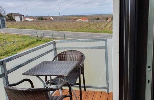 Schornsheim Apartamento | Apartment to the grape valley