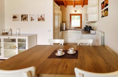 Porto Valtravaglia Apartamento | Apartment Torre del Lago by Interhome