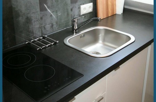 Western Ring Area Apartamento | Apartment TRAUM - ruhig gelegen, schnell erreichbar, mit Balkon