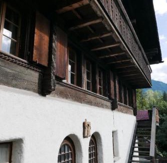 Zweisimmen Nr Gstaad Apartamento | Apartment Tree-Tops- Chalet by Interhome