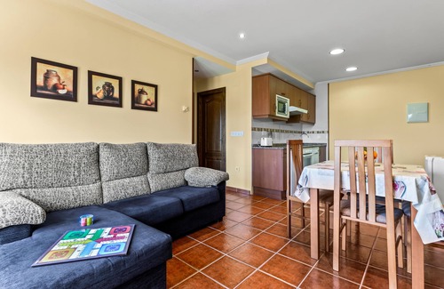 Riberas Apartamento | Apartamento 'Trichorio' con vistas a la montaña y jardín privado