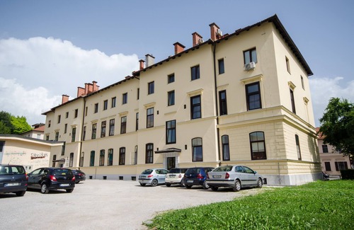 Ljubljana Apartamento | Apartment Trzaska
