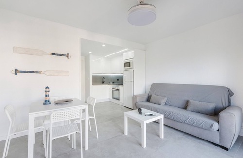 San Javier Apartamento | Apartamento 'Tu Paraíso En La Manga' con vistas al mar, piscina compartida y terraza privada