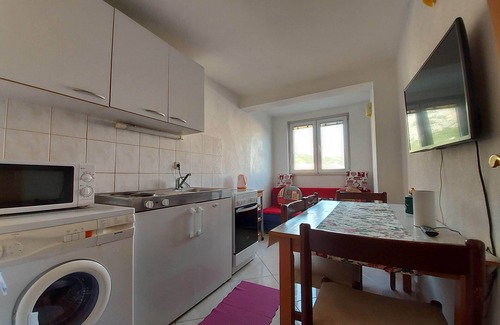 Ratac Apartamento | Apartamento de dos dormitorios, dos balcones con vistas al mar ya la montaña.