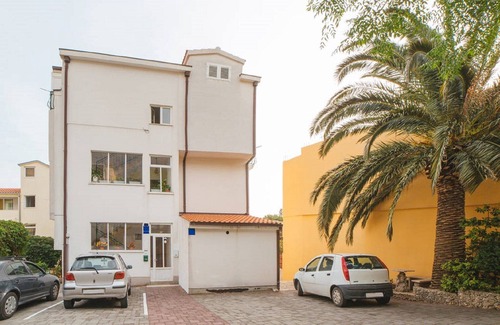 Ratac Apartamento | Apartamento de dos dormitorios, dos balcones con vistas al mar ya la montaña.
