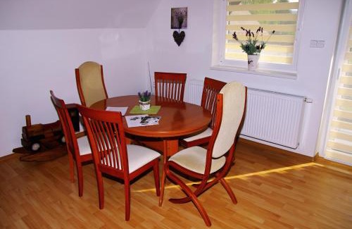 Dlouha Ves Apartamento | Apartment U Anděla