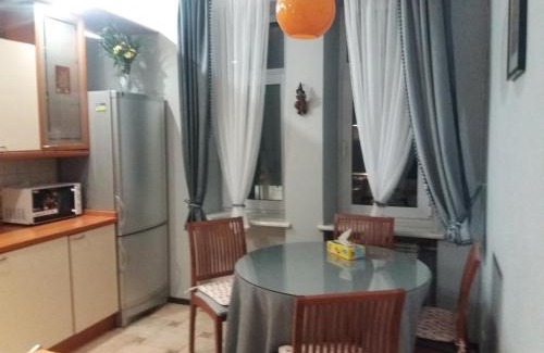Shevchenkivs'kyi District Apartamento | Apartment u Lidii in center of Kiev near railways station