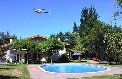 Amurrio Apartamento | Apartamento 'Usko 2' con vistas a la montaña, piscina privada y Wi-Fi