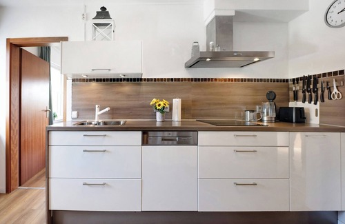 Dorsel Apartamento | Apartamento 'Ut Huuske' con vistas a la montaña, Wi-Fi y aire acondicionado