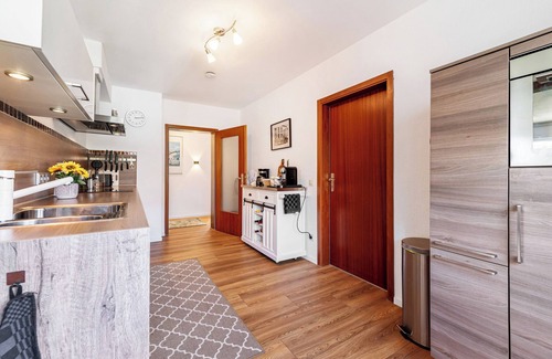 Dorsel Apartamento | Apartamento 'Ut Huuske' con vistas a la montaña, Wi-Fi y aire acondicionado