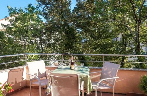 Malinska Apartamento | Apartment Vera-2 by Interhome