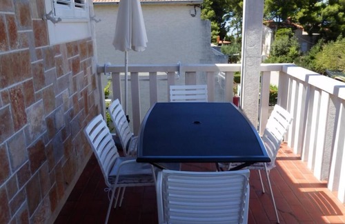 Mirce Apartamento | Apartamento Vesna - Apartamento de tres habitaciones con terraza y vistas al mar (Vesna)