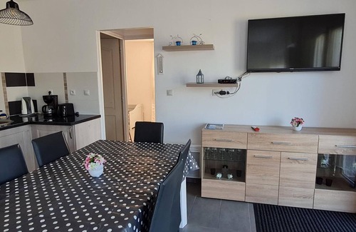 Vienne-en-Arthies Apartamento | Apartment Vienne-en-Arthies, 3 bedrooms, 6 persons