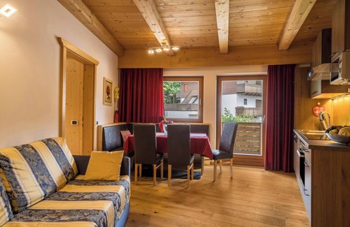 Mareo Apartamento | Apartamento "Villa Anita Piz da Peres" con vistas a la montaña, sauna, Wi-Fi y terraza