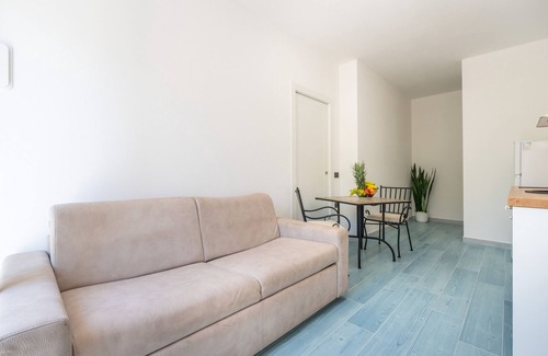 Villa San Pietro Apartamento | Apartment 'Villa Erica Appartamento Yuri' with Mountain View, Wi-Fi and Air Conditioning