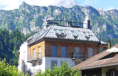 Engelberg Apartamento | Apartment Villa Maria 33 by Interhome