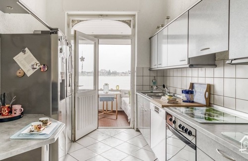 Neuwied Apartamento | Apartamento 'Villa Rheinstein Am Schloss Engers' con balcón y Wi-Fi