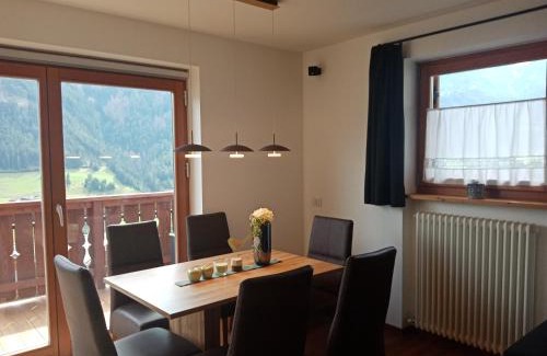 Ortisei Apartamento | Apartment Vinela