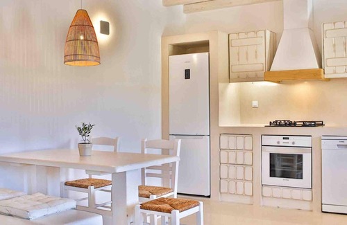 Kalafatis Apartamento | Apartamento 'Vlia Mar Deluxe 55' con Wi-Fi y aire acondicionado