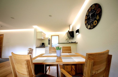 Unterkirnach Apartamento | Apartment 'Vogtshof' with Shared Garden, Balcony and Wi-Fi