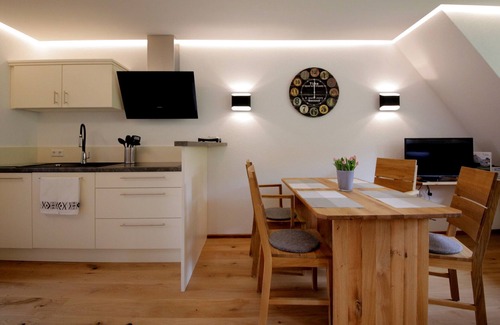 Unterkirnach Apartamento | Apartment 'Vogtshof' with Shared Garden, Balcony and Wi-Fi