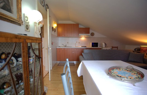 Volosko Apartamento | Apartment Volosko for two (117331-A1) - Opatija