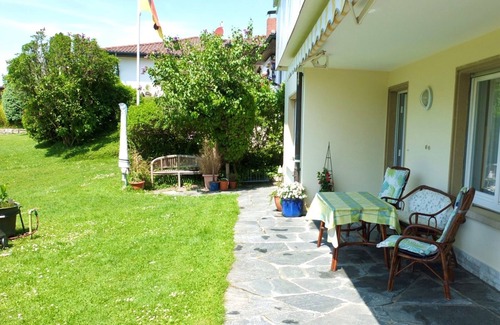 Unteruhldingen Apartamento | Apartment with 55sqm, 1 bedroom for max. 2 persons (or 75sqm, 2 bedrooms for max. 4 persons)