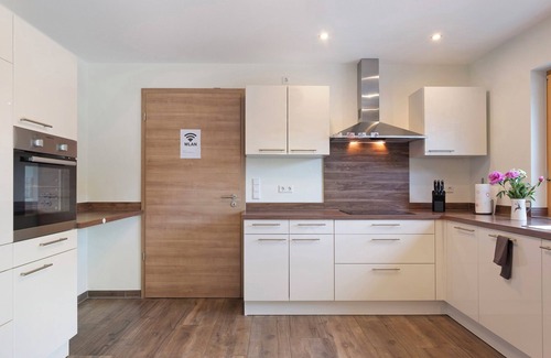 Muehlenbach Apartamento | Apartamento 'Waldblick Mühlenbach' con vistas a la montaña, terraza privada y Wi-Fi