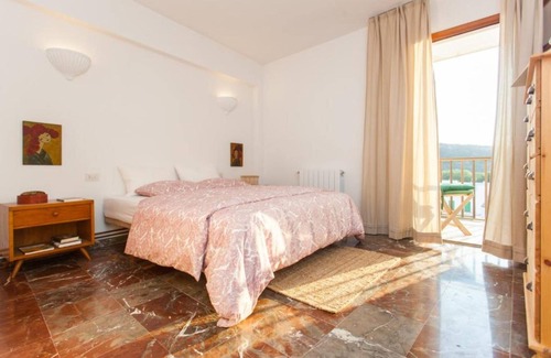 Felanitx Apartamento | Apartment 'Wallimalle' with Mountain View, Private Terrace and Balcony