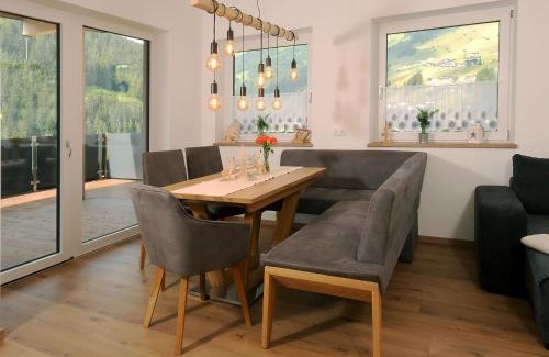 Tux Apartamento | Apartment Wanglblick by Interhome