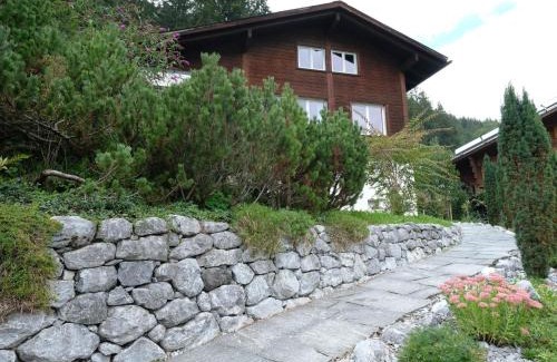 Zweisimmen Apartamento | Apartment Weidli- Chalet by Interhome