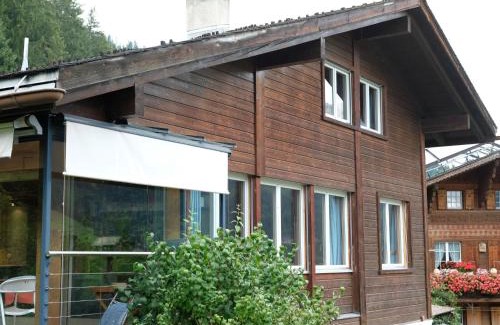 Zweisimmen Apartamento | Apartment Weidli- Chalet by Interhome