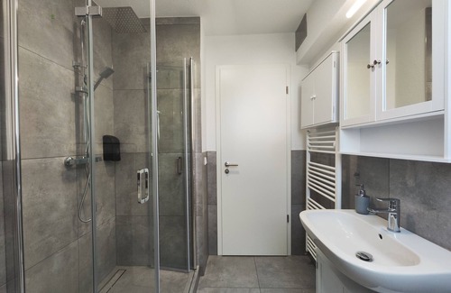 Sindelfingen Apartamento | Apartamento 'Whitestar' con Wi-Fi