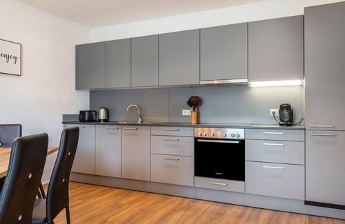 Lustenau Apartamento | Apartamento 'Winder' con vistas a la montaña y Wi-Fi