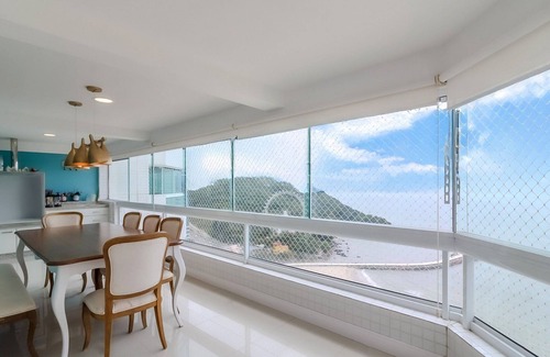 Centro Apartamento | Apartment With Privileged sea View 4 Suite Etl2702
