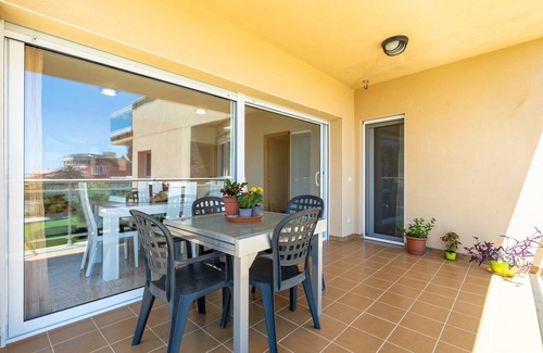 Costa Dorada Apartamento | Apartamento con terraza y piscina 100m playa