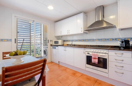 Costa Dorada Apartamento | Apartamento con piscina y vistas mar a 200m playa