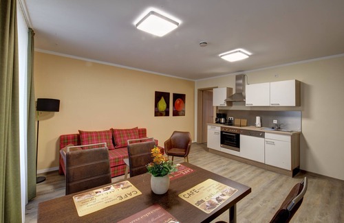 Altstadt Apartamento | Apartamento de 2 habitaciones, agregar. WC de invitados y Balcón en el casco antiguo de Görlitz
