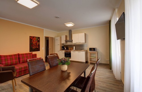 Altstadt Apartamento | Apartamento de 2 habitaciones, baño u. agregar. Aseo para invitados en el casco antiguo de Görlitz