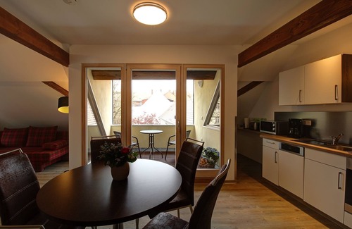 Altstadt Apartamento | Apartamento con 2 dormitorios y azotea en el casco antiguo de Görlitz.