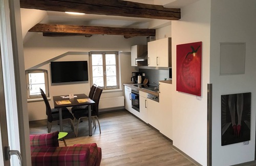 Altstadt Apartamento | Apartamento con 2 dormitorios y azotea en el casco antiguo de Görlitz.