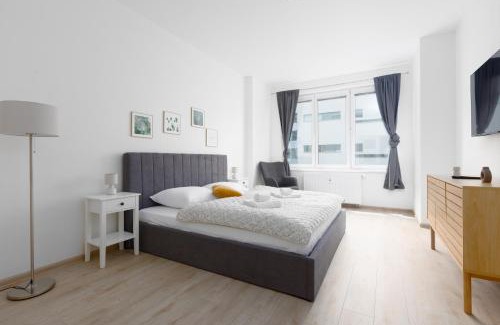 Prague 4 Apartamento | Apartment with 2 bedrooms with kitchen near metro