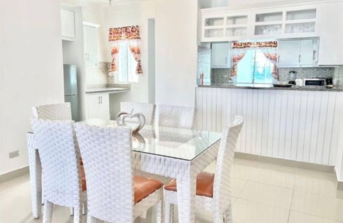 Palmilla Apartamento | Apartament with 2BD, closed to the beach, Romana Airport & Altos de Chavón.
