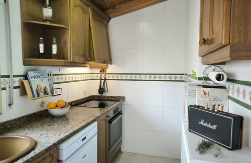 Cunit Apartamento | Apartment with a big terrace & wonderful views to the beach and swimming pool