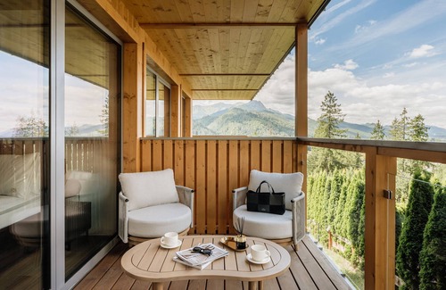 Zakopane Apartamento | Apartment with Balcony and Mountain View